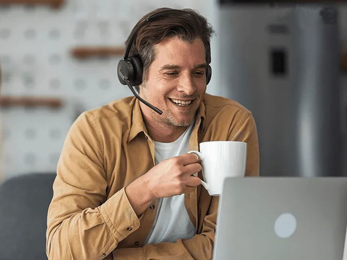 Zubehör für Kopfhörer Yealink BH70 Dual Headset - Lifestyle-Grafik