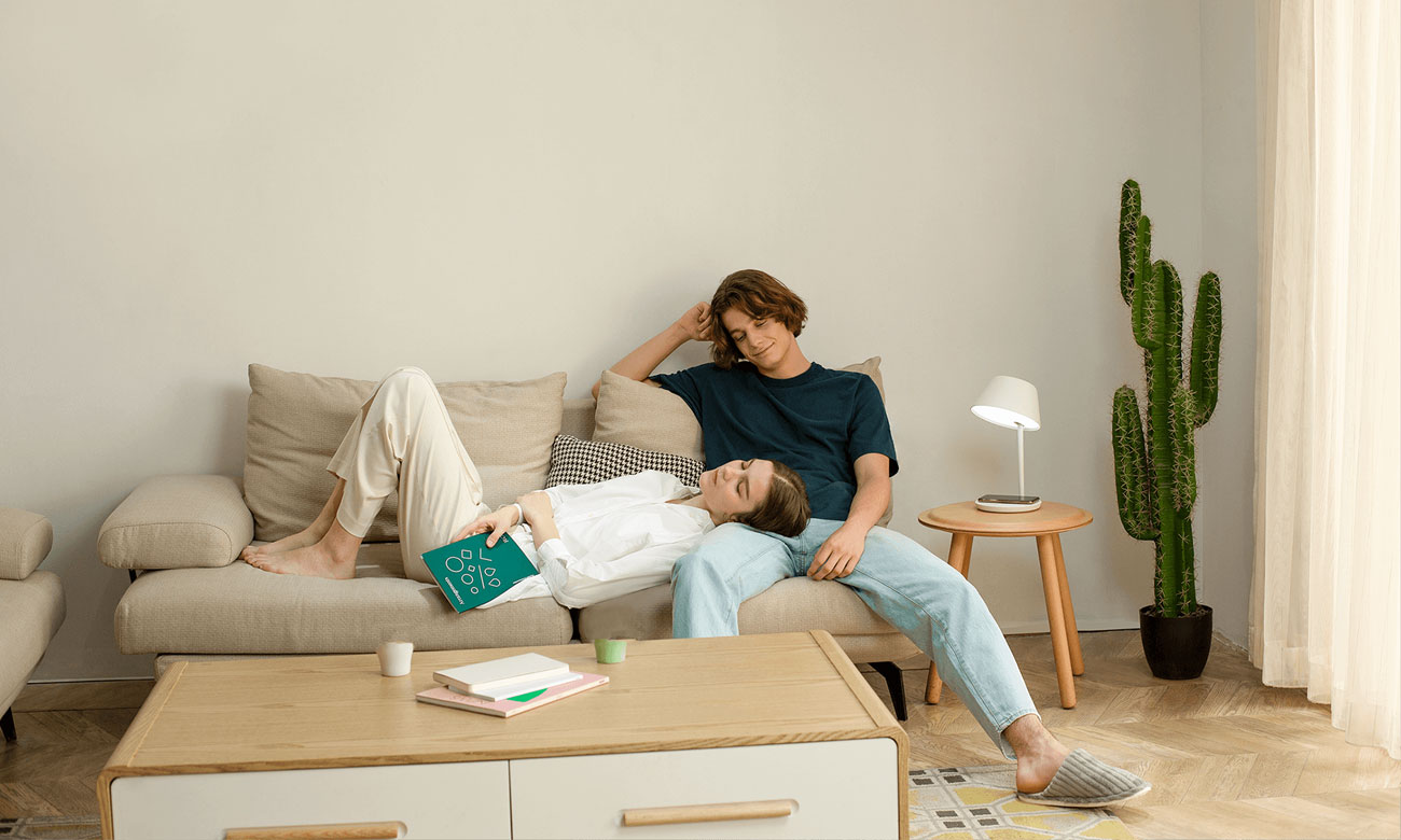 Intelligente Nachttischlampe Yeelight Staria Pro