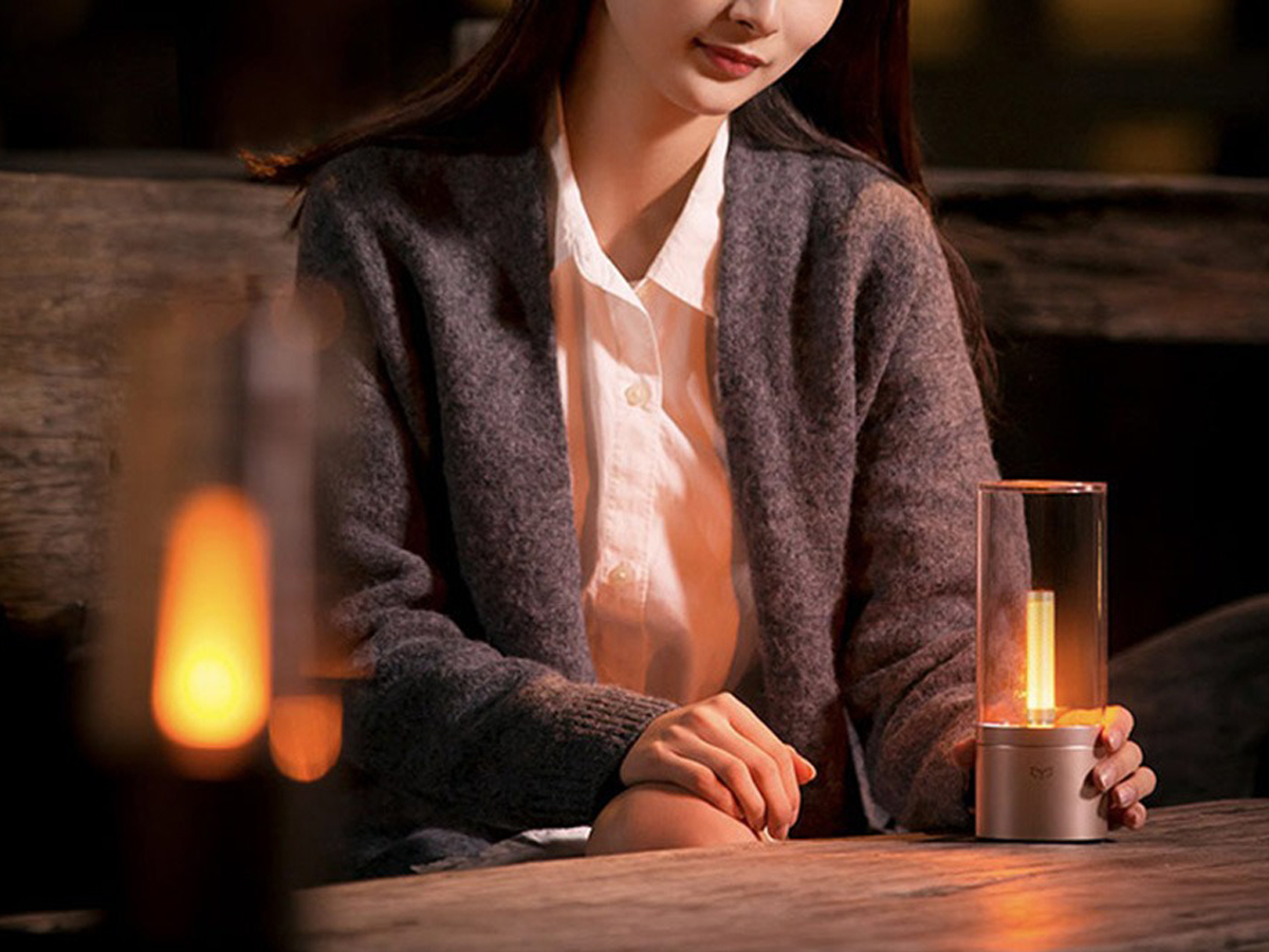 Lampka ambient Yeelight Candela YLFWD-0019 - Grafika lifestyle