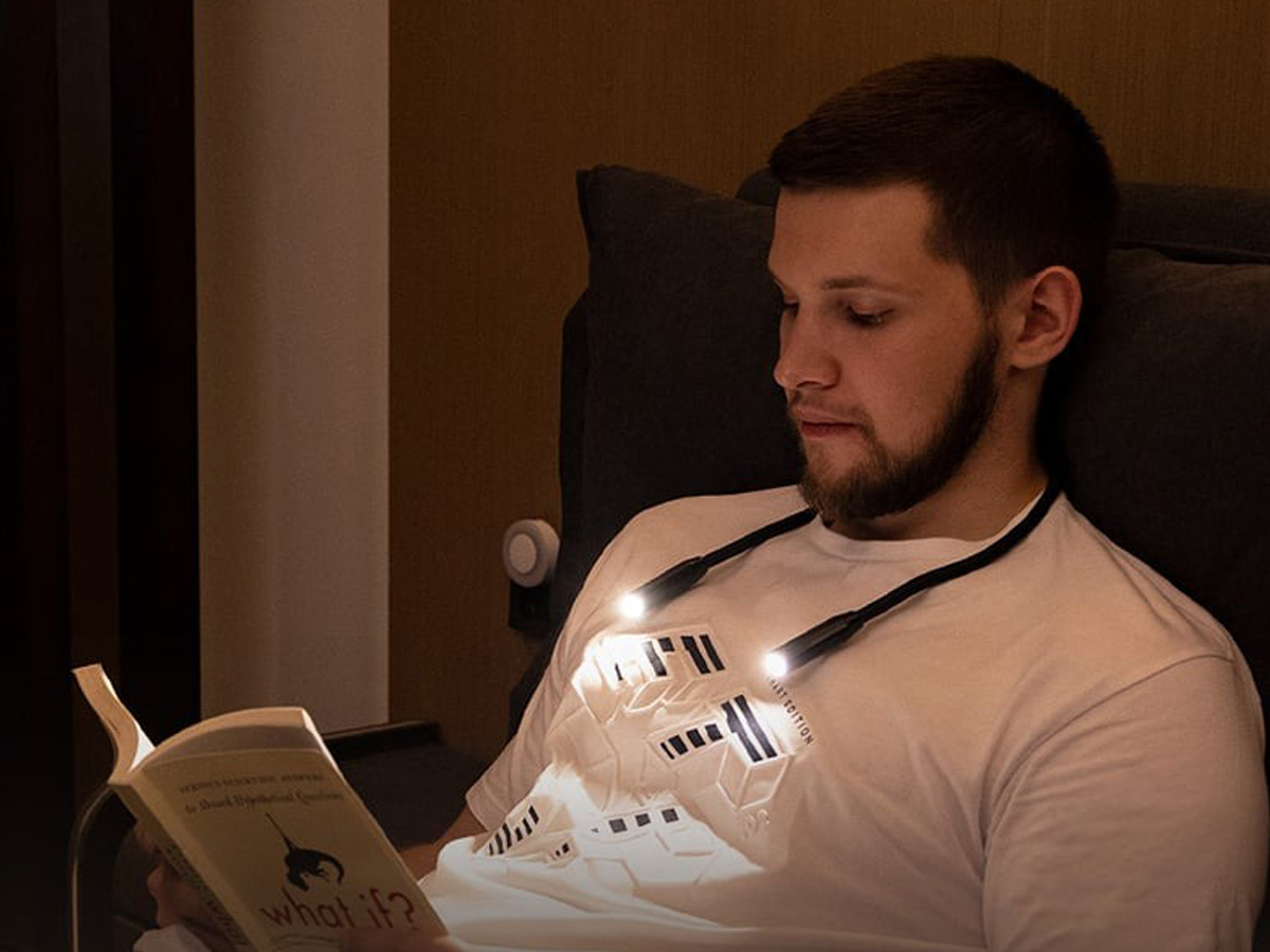 Yeelight LED Neck Book Light Leselampe - Lifestyle-Grafik